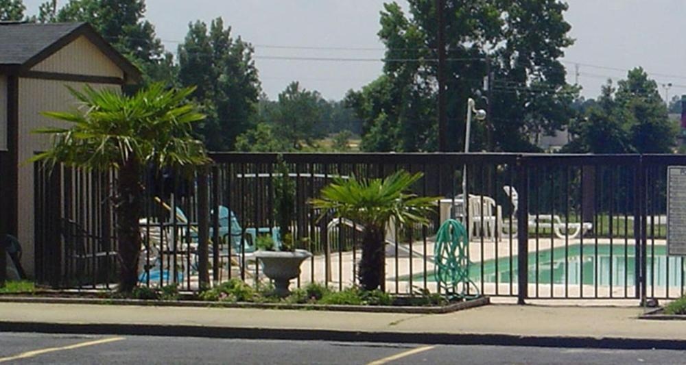 Travel Inn - Lugoff Image 15